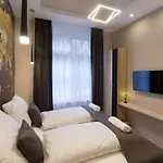 Exlcusive & Located By Prestige Homes Budapesta