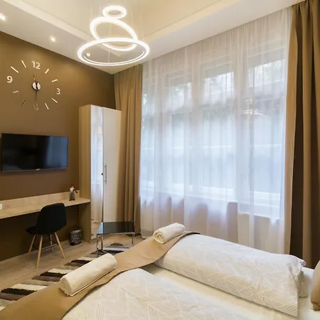 アパート Exlcusive & Located By Prestige Homes ブダペスト