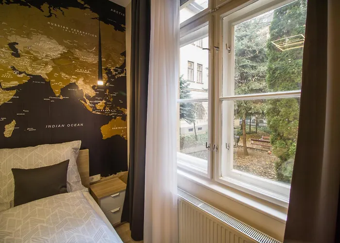 Exlcusive & Located By Prestige Homes * Budapesta